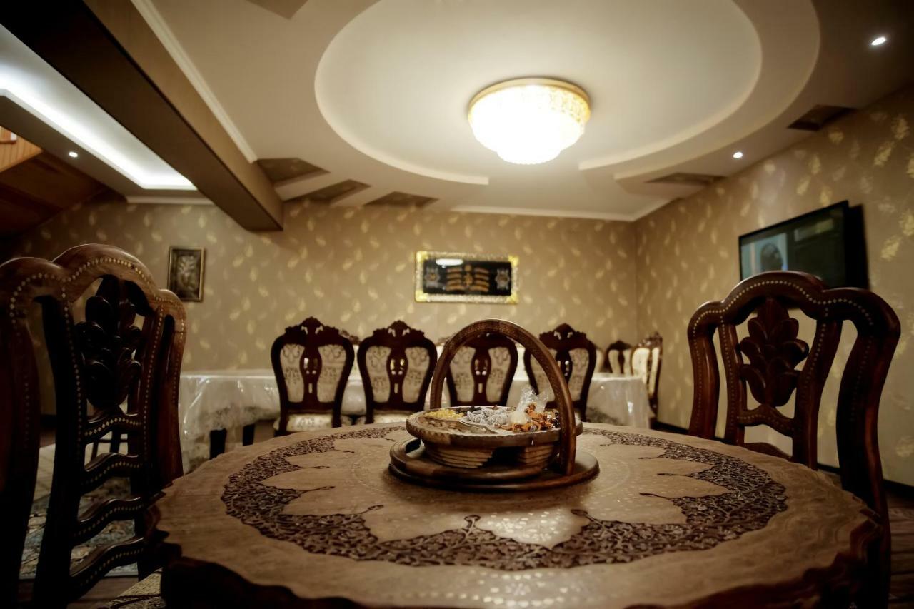Ismail Hotel Buchara Buitenkant foto