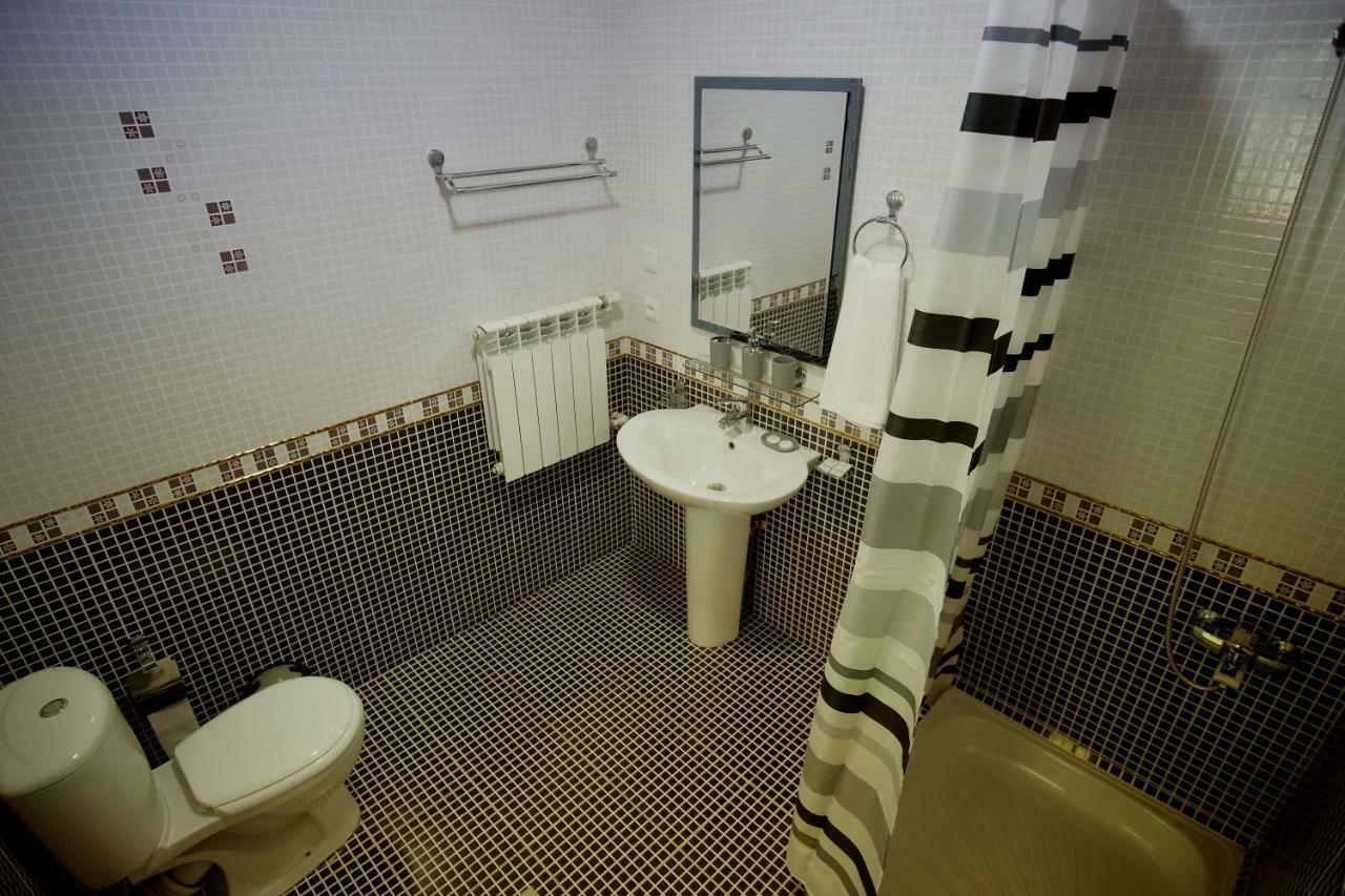 Ismail Hotel Buchara Buitenkant foto